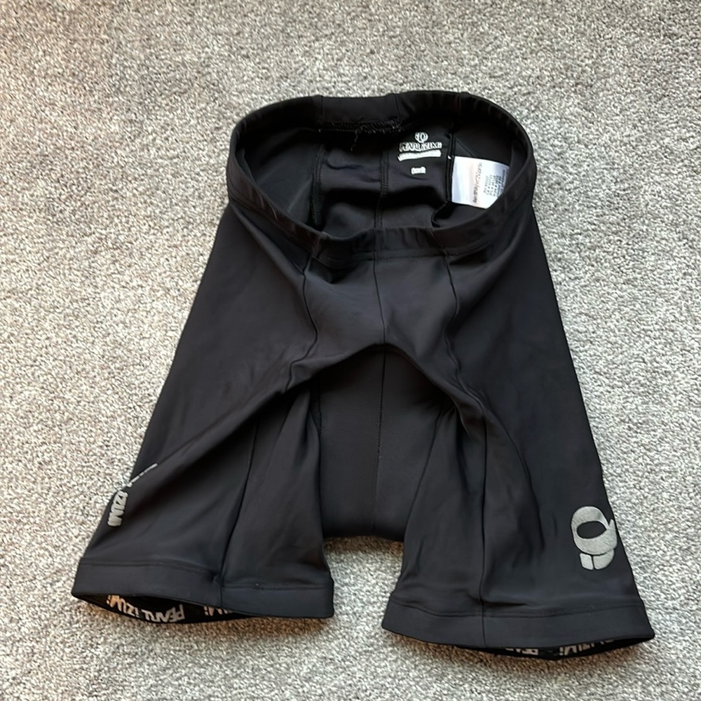 Pearl Izumi bike shorts - 7” inseam